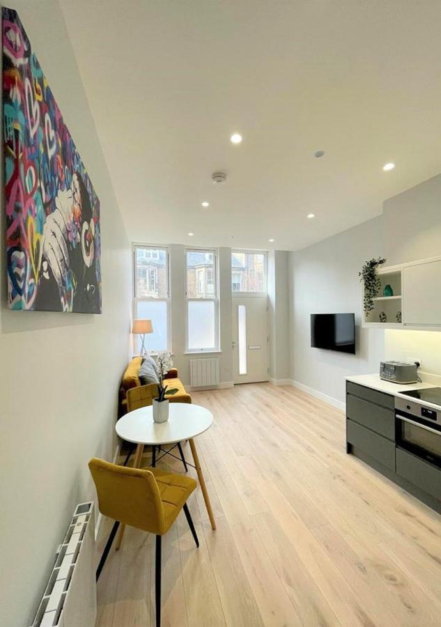 Appartement Chic, Newly Reno'd 1 Bed Open Plan, Nr The Meadows